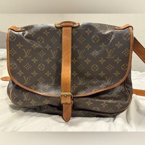 Louis Vuitton Samur 35 Vintage and Authentic